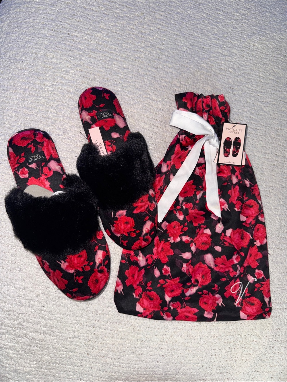 Victoria's Secret Black & Red Floral Fuzzy Slide Slippers with Drawstring Bag